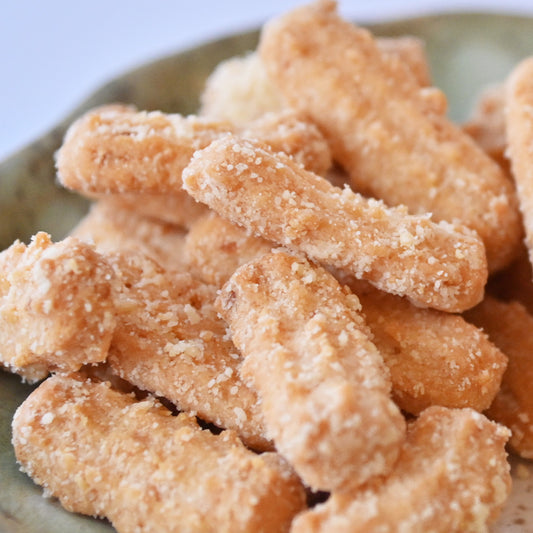 Parmesan Garlic Cheese Straws Product Shot